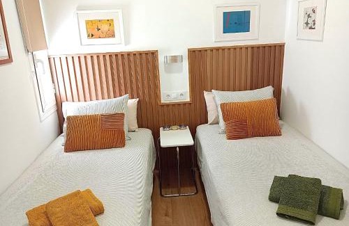 El Poble-sec Appartement | Comfortable apartment. Very central and quiet.