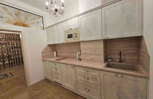 Old Town Appartement | Comfortable Art Nouveau apartment in City center