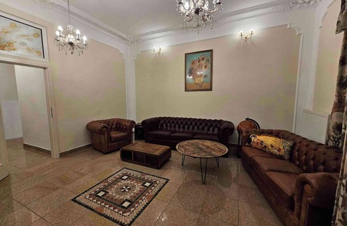 Old Town Appartement | Comfortable Art Nouveau apartment in City center