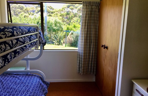 Whananaki North Maison | Bach confortable avec une vue imprenable sur la meilleure plage