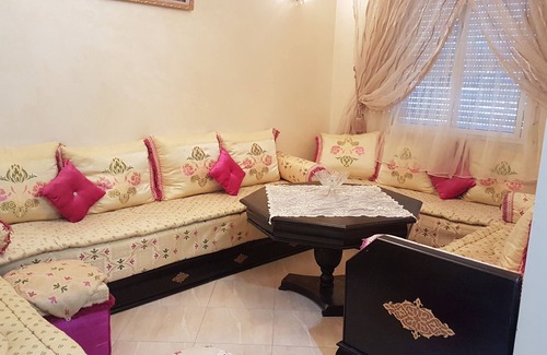 Laayayda Appartement | comfortable, bright accommodation all day long