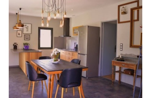 Pailhac Chalet De Ski | COMFORTABLE CHALET WITH SPLENDID VIEW OF THE PYRENEES
