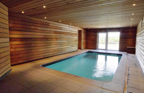 Stoumont Maison | Comfortable chalet with indoor pool hammam and sauna near Stoumont