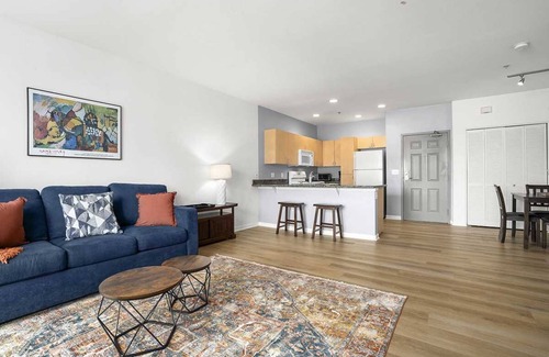 Downtown San Diego Copropriété | Condo spacieux et ouvert dans la Petite Italie!