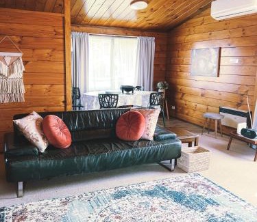 Pukehangi Maison | Comfortable Cosy Retreat
