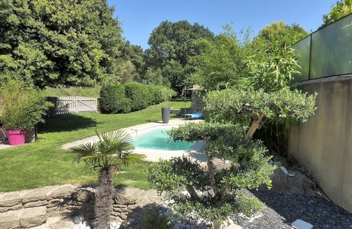 Grillon Cottage | gîtes tout confort dans mas de caractère situé en Drôme provençal