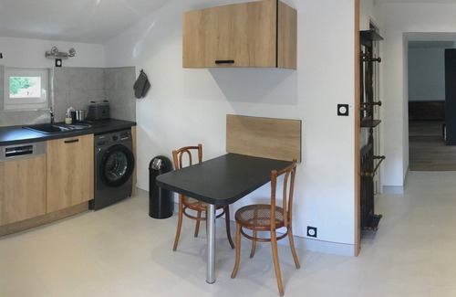 Warnecourt Appartement | Appartement tout confort à la campagne dans ancien moulin du 17 ème siècle.