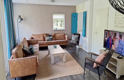 Vlagtwedde Maison | Comfortable family and friends house with wellness