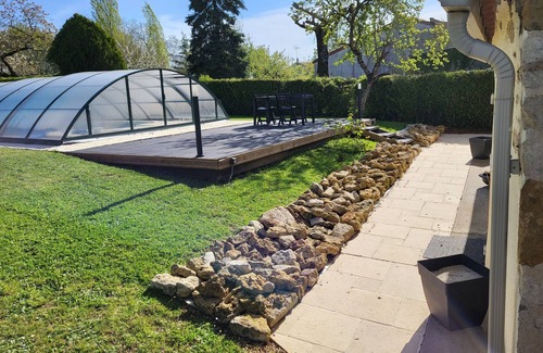 La Chapelle-Themer Maison | Gîte tout confort + piscine chauffée quatre saisons -Reservez à O'gite85