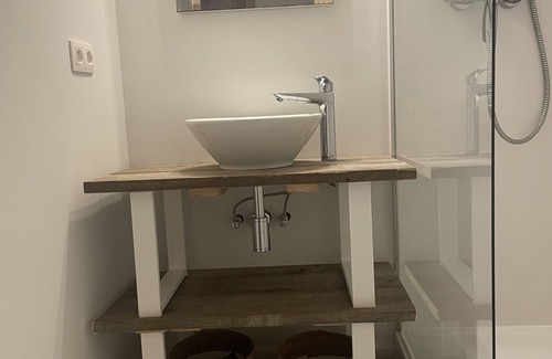 Dranouter Autre | Maison d’hôtes confortable avec sauna, bain nordique et piscine naturelle.