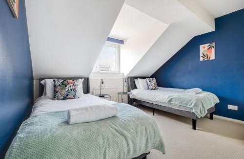 Wootton Appartement | Comfortable Home away from Home with FREE Parking