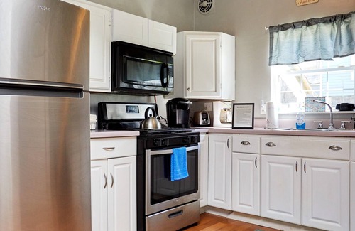 Ellwood City Maison | Comfortable home in Ellwood City PA