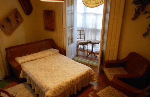 Burgos Maison | Comfortable House Center (2)