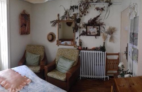 Burgos Maison | Comfortable House Center (2)
