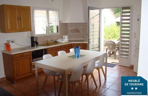 Lamonzie-Saint-Martin Appartement | Maison confortable avec terrasse dans le Périgord pourpre