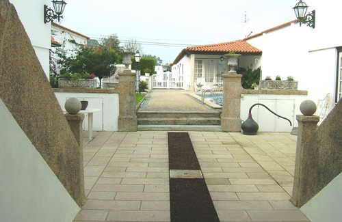 Rates Villa | Manoir confortable avec piscine, pour les grands groupes. Plages à 6 km.