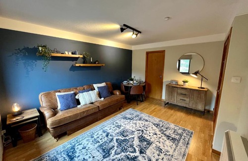 South Galson Appartement | Comfortable, modern apartment with parking. Inverness.