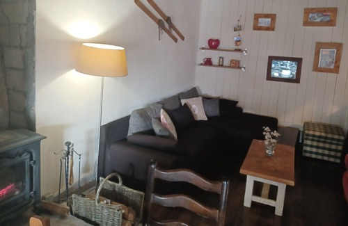 Mijanes Maison | COMFORTABLE MOUNTAIN HOUSE