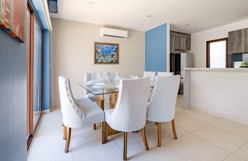 Boulevard Barra Vieja Appartement | Comfortable House -Private Pool - Private Beach