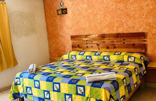 Tequesquitengo Hôtel | Comfortable room for 2-3 people. Breakfast included