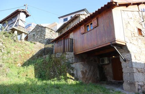 Lazarim Maison | Comfortable rural cottage in ancient village in the Douro region