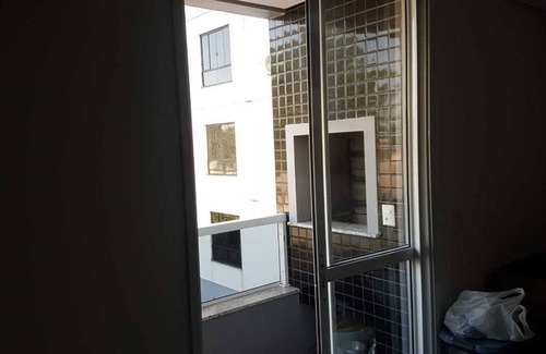 Camobi Appartement | Comfortable, spacious duplex complete with garage