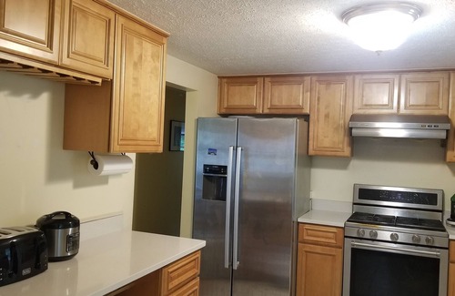 Newburyport Maison | Comfortable spacious house, easy access to all