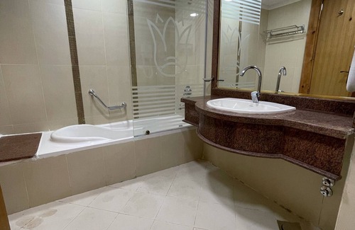 Al Haram Maison | Comfortable stay with amazing view of the great pyramids of Giza. with breakfast