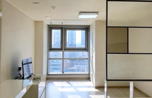 Gimhae Appartement | Comfortable Stay close to public transport with great local amenities