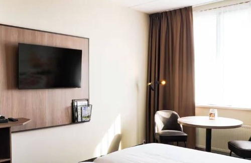 Zevenbergen Hôtel | Comfortable Stay Near Zevenbergen's City Center & Parks - 3 Units