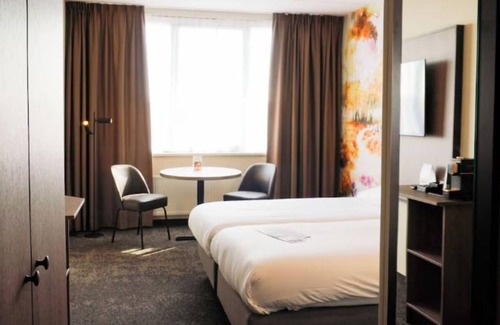 Zevenbergen Hôtel | Comfortable Stay Near Zevenbergen's City Center & Parks - 3 Units
