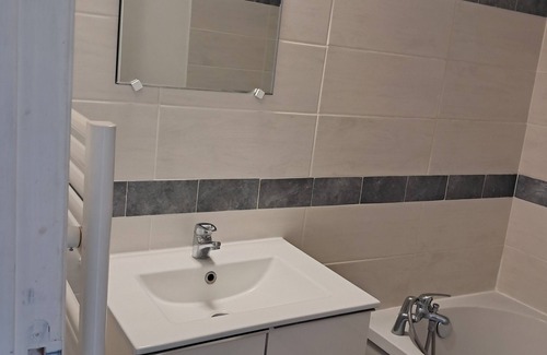 Nansouty-Saint-Genes Appartement | Studio tout confort