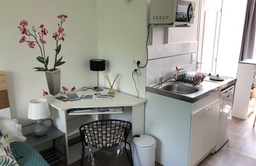Fougeres - Sevigne Appartement | Studio tout confort - Jardin et stationnement gratuit