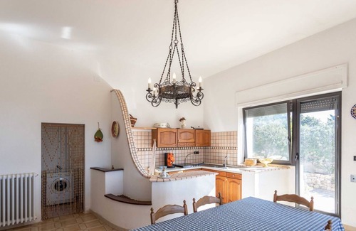 Torre Suda Appartement | Comfortable studio in villa with sea view, in Torre Suda.
