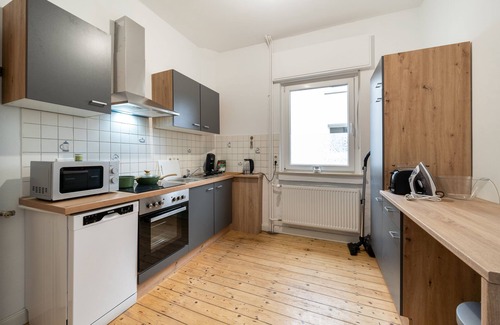 Bielefeld Appartement | Quadruple-Confort-Salle de bain privée séparée-Obergeschoss