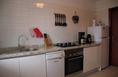 Las Cuevas Maison | Comfortable vacation home with pool and sea views in La Orotava