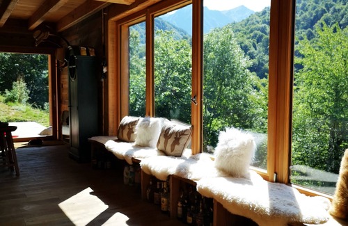 Melles Chalet De Ski | 🏡ESCOUARAOU, Escale Pyrénéenne - Chalet de charme en vieux bois - Bain Nordique
