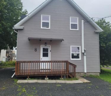 Edmundston Appartement | Comfy 1 bdrm apartment close to highway