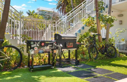 West Avenue Appartement | Comfy 1BR in Miami Beach's Heart w BBQ zone