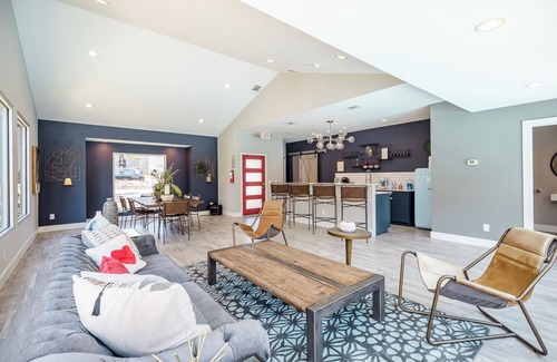 Milwood Appartement | Comfy 2BD Apt + King Bed | Cedar Park/North Austin