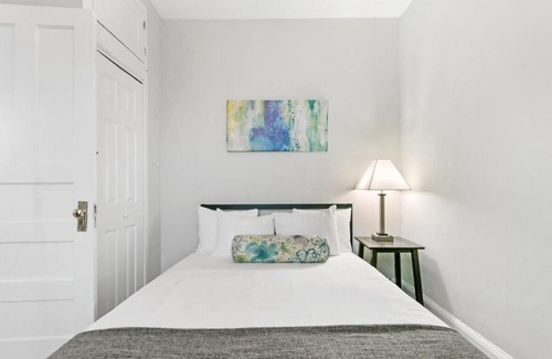Wrigleyville Appartement | Comfy 2BR Apartment near Wrigley Field - Grace 3