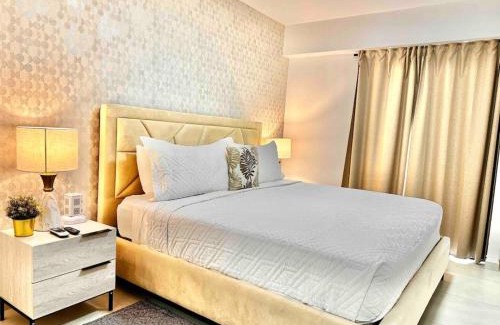 Viejo Arroyo Hondo Appartement | Comfy 2BR City Center Condo