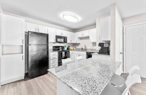 Pleasant Valley Appartement | Comfy 2BR King Suite w Gym&Pool close to DT