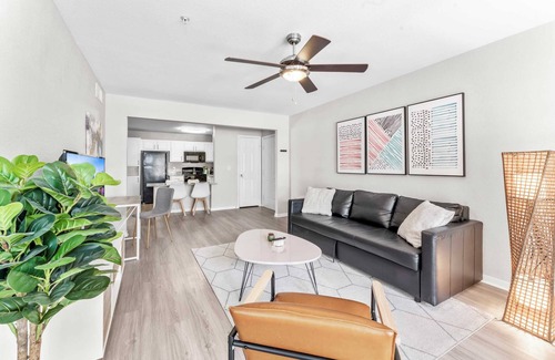 Pleasant Valley Appartement | Comfy 2BR King Suite w Gym&Pool close to DT