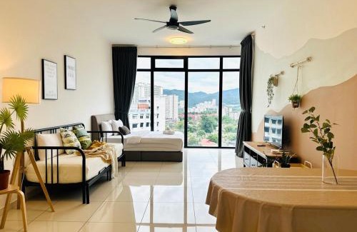 George Town Appartement | Comfy 2BR Sunny Suite Sky Pool & Stunning Views