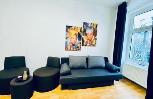 Thurygrund Appartement | Comfy 3BR Apt for Groups, 10-Min to Währinger Park