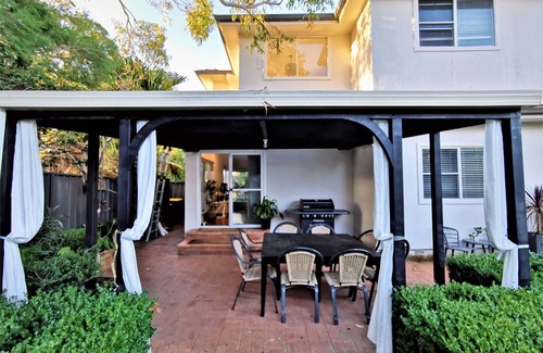 Miranda Maison | Comfy 4 bedrooms house-2 mins to Miranda Shopping Centre