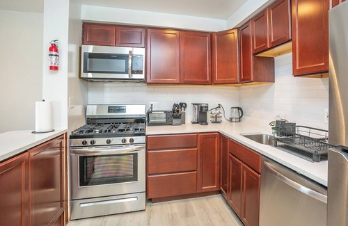 Nauck Appartement | Comfy and Cozy - Min from National Mall