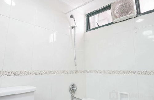 Semanggi Appartement | Comfy and Elegant 2BR at Sudirman Tower Condominium Apartment By Travelio