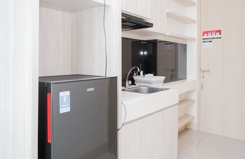 Serpong Appartement | Comfy and Minimalist Studio Apartment at Tree Park BSD